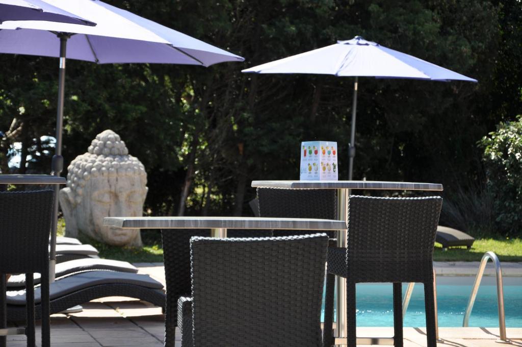 Hotel De La Vierge Noire 3*