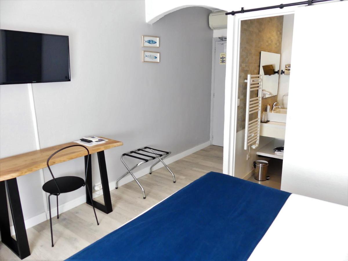 Hotel De La Vierge Noire 3*